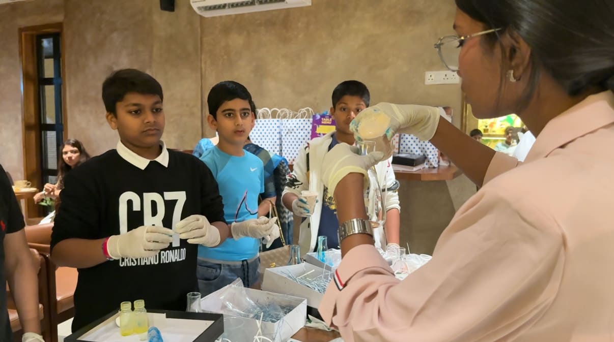 Holiday Science Camps & Events by LittleLabs